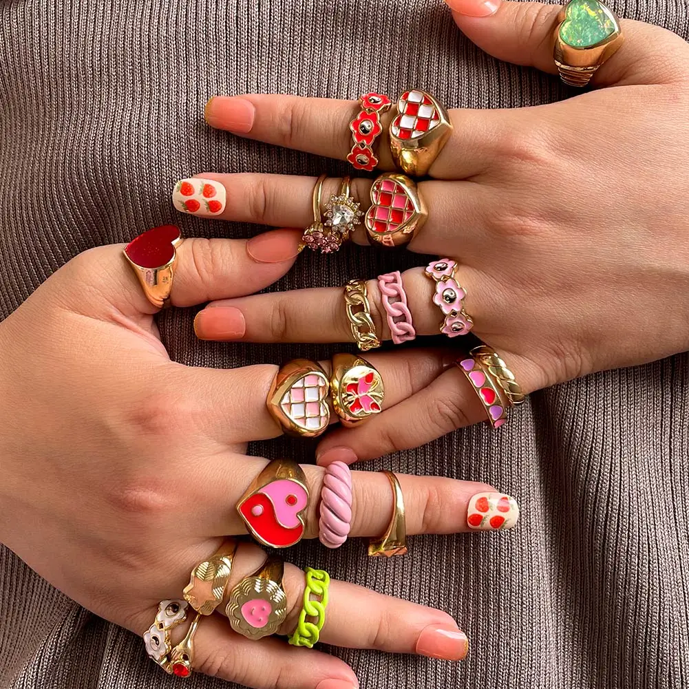 Red Style Aesthetic Gifts Smile Face Alien Rings For Women Chunky Butterfly Enamel Love Heart Finger Rings, Gold plated
Red Style Aesthetic Gifts Smile Face Alien Rings For Women Chunky Butterfly Enamel Love Heart Finger Rings, Gold plated