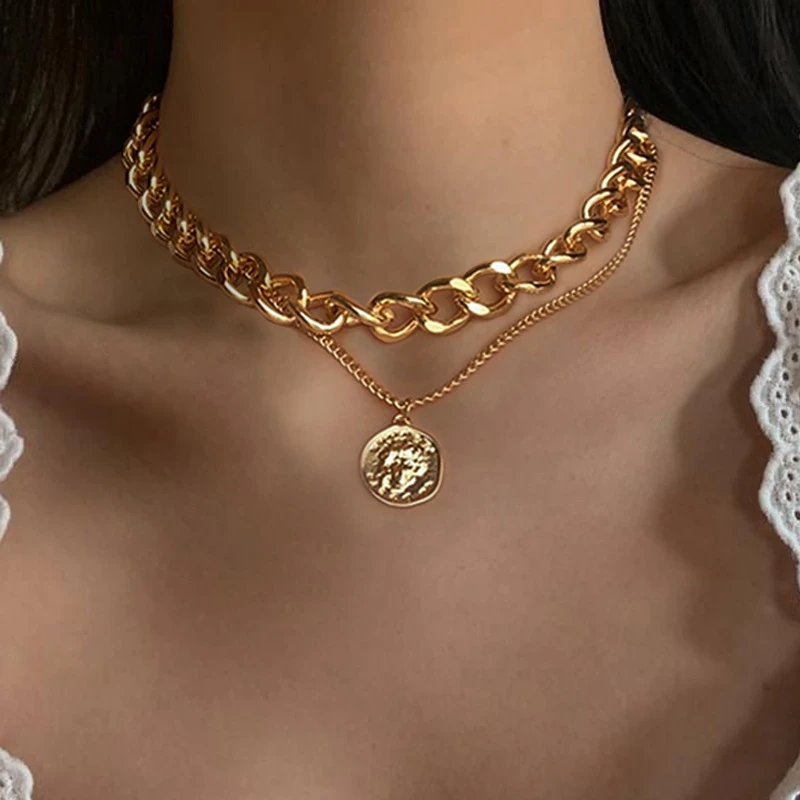 HongTong Collana Femminile Summer Jewelry Metal Circle Pendant Necklace Punk Multi layer Thick Chain Queen Necklaces, As picture
HongTong Collana Femminile Summer Jewelry Metal Circle Pendant Necklace Punk Multi layer Thick Chain Queen Necklaces, As picture