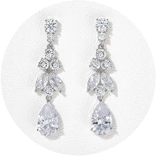 2021 New Teardrop Crystal Cubic Zirconia Dangle Drop Earrings Studs Bridal Earrings for women
2021 New Teardrop Crystal Cubic Zirconia Dangle Drop Earrings Studs Bridal Earrings for women