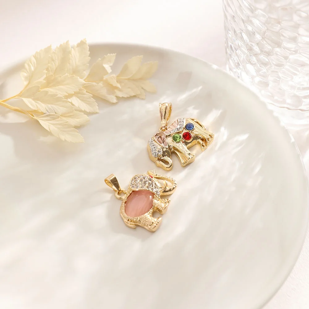 Exquisite workmanship Bling Bling Colorful Zirconia Pink Stone Rose Gold Elephant Synthetic Cz Animal Charm Pendant
Exquisite workmanship Bling Bling Colorful Zirconia Pink Stone Rose Gold Elephant Synthetic Cz Animal Charm Pendant