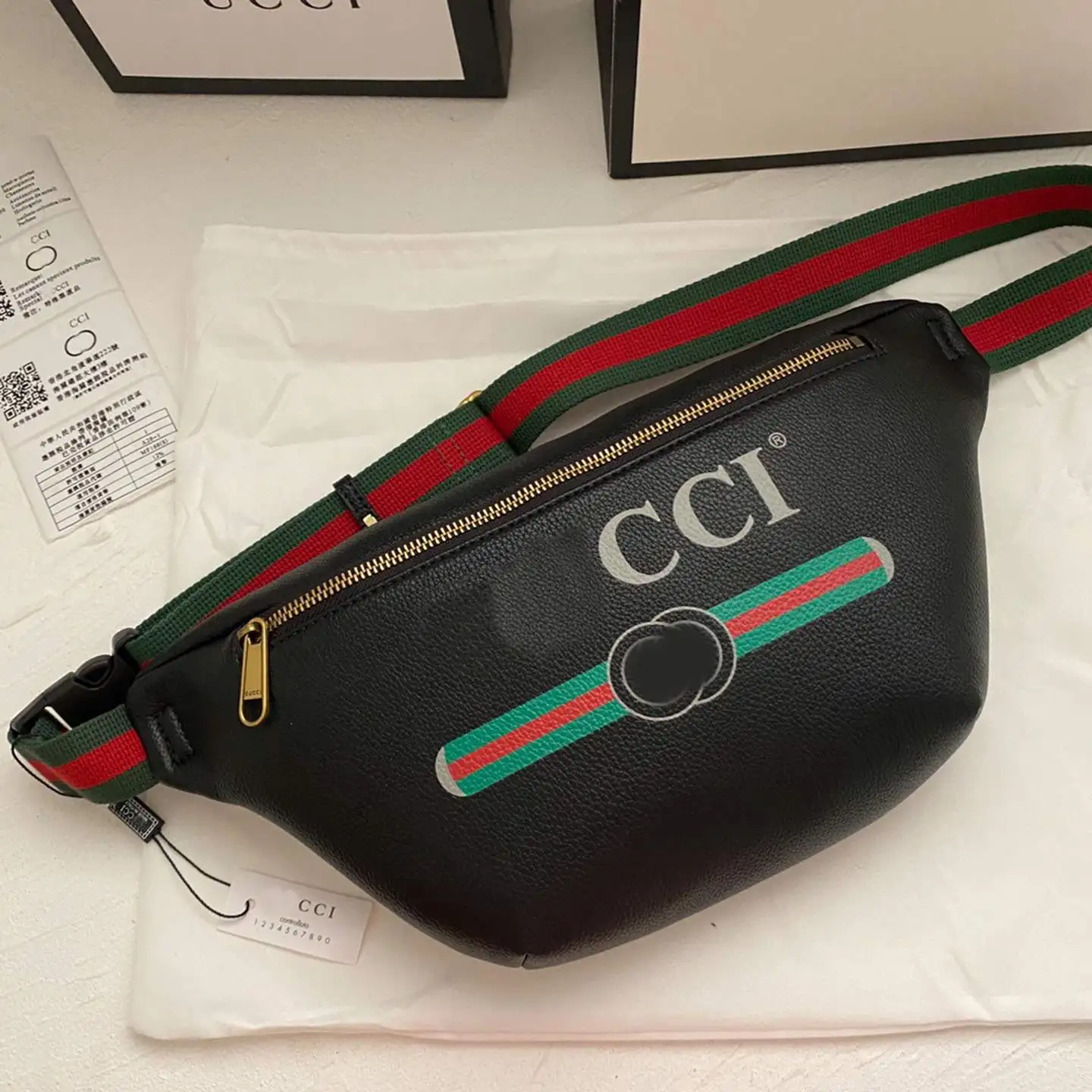 Wholesale Hot Selling Women Men Waterproof Waist Bag Pack Purse Fashion Leather Waist Bags, Black
Wholesale Hot Selling Women Men Waterproof Waist Bag Pack Purse Fashion Leather Waist Bags, Black