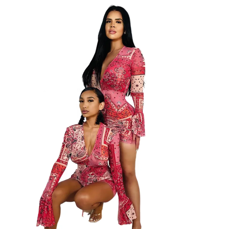 Women's Pajamas Bow Collar Printed Horn Long Sleeve Pleated Short Dress New Market, Picture shows
Women's Pajamas Bow Collar Printed Horn Long Sleeve Pleated Short Dress New Market, Picture shows