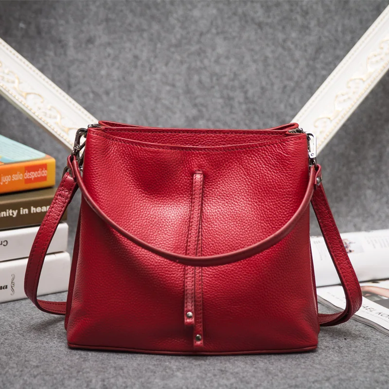Ladies handbags 2021 spring new leather shoulder bag simple first layer cowhide brand
Ladies handbags 2021 spring new leather shoulder bag simple first layer cowhide brand