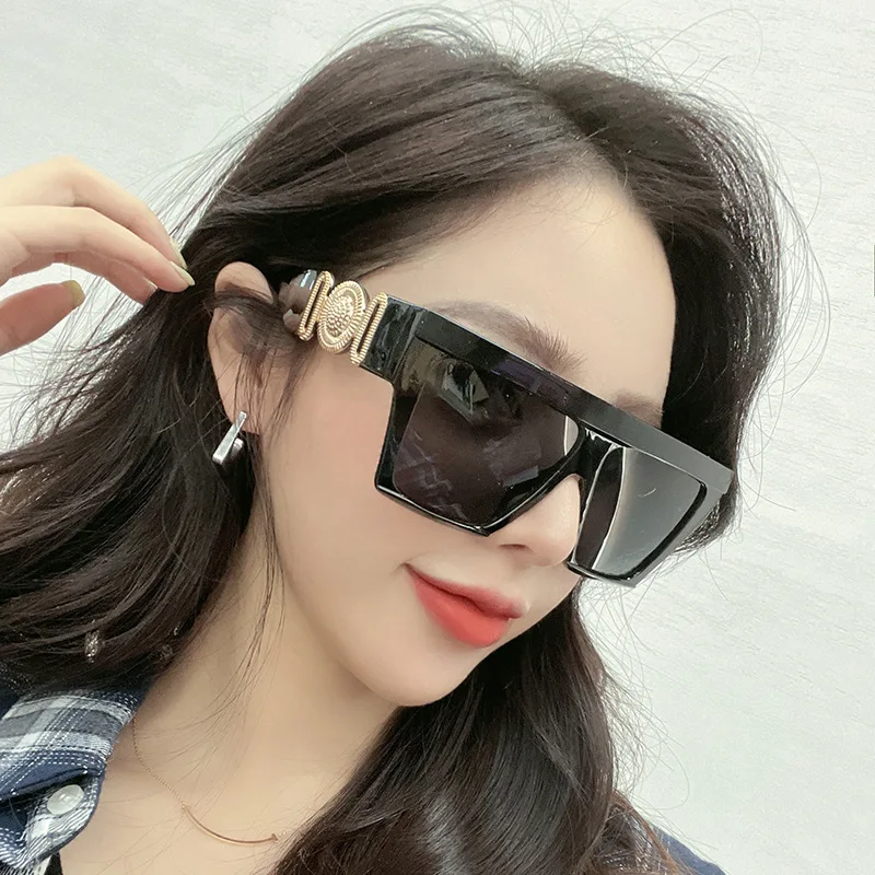 Oversized Sunglasses Women Luxury Brand Designer Square Eyewear 2022 New Female Shades Big Frame Sun Glasses Superstar oculos
Oversized Sunglasses Women Luxury Brand Designer Square Eyewear 2022 New Female Shades Big Frame Sun Glasses Superstar oculos