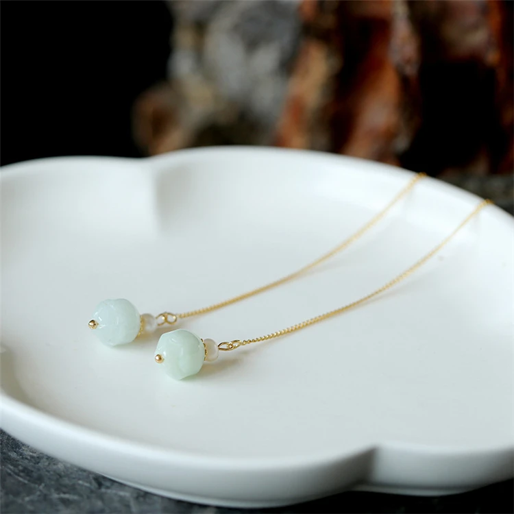 New Chinese style jade earrings 14K gold plated fresh water pearl Lotus ear line for women
New Chinese style jade earrings 14K gold plated fresh water pearl Lotus ear line for women