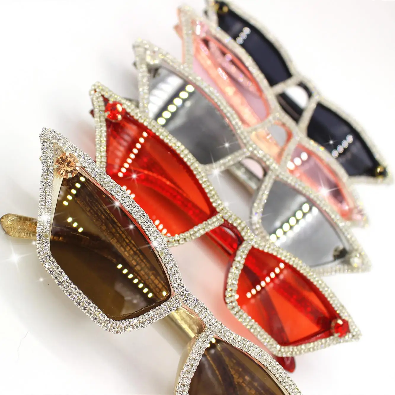 Vintage Cateye Sunglasses Women Sexy Retro Small Cat Eye Diamond Sun Glasses Brand Designer Colorful Eyewear Female Oculos
Vintage Cateye Sunglasses Women Sexy Retro Small Cat Eye Diamond Sun Glasses Brand Designer Colorful Eyewear Female Oculos