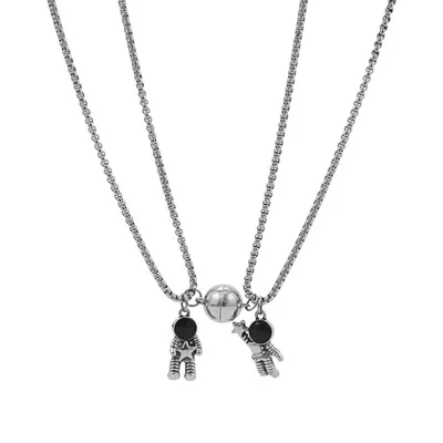 2021 Tiktok Spaceman Pendants Necklace Silver Spaceman Magnetic Couple Necklace for Girlfriend Boyfriend Gift
2021 Tiktok Spaceman Pendants Necklace Silver Spaceman Magnetic Couple Necklace for Girlfriend Boyfriend Gift