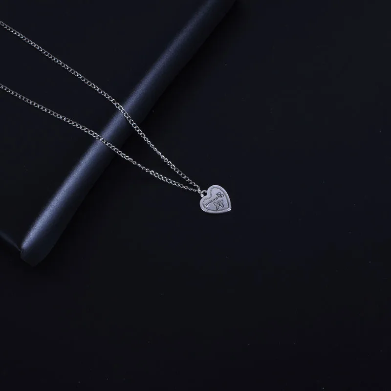00409-15 Korean new popular hot sale grandma letter love Butterfly Necklace women's jewelry sweater chain
00409-15 Korean new popular hot sale grandma letter love Butterfly Necklace women's jewelry sweater chain