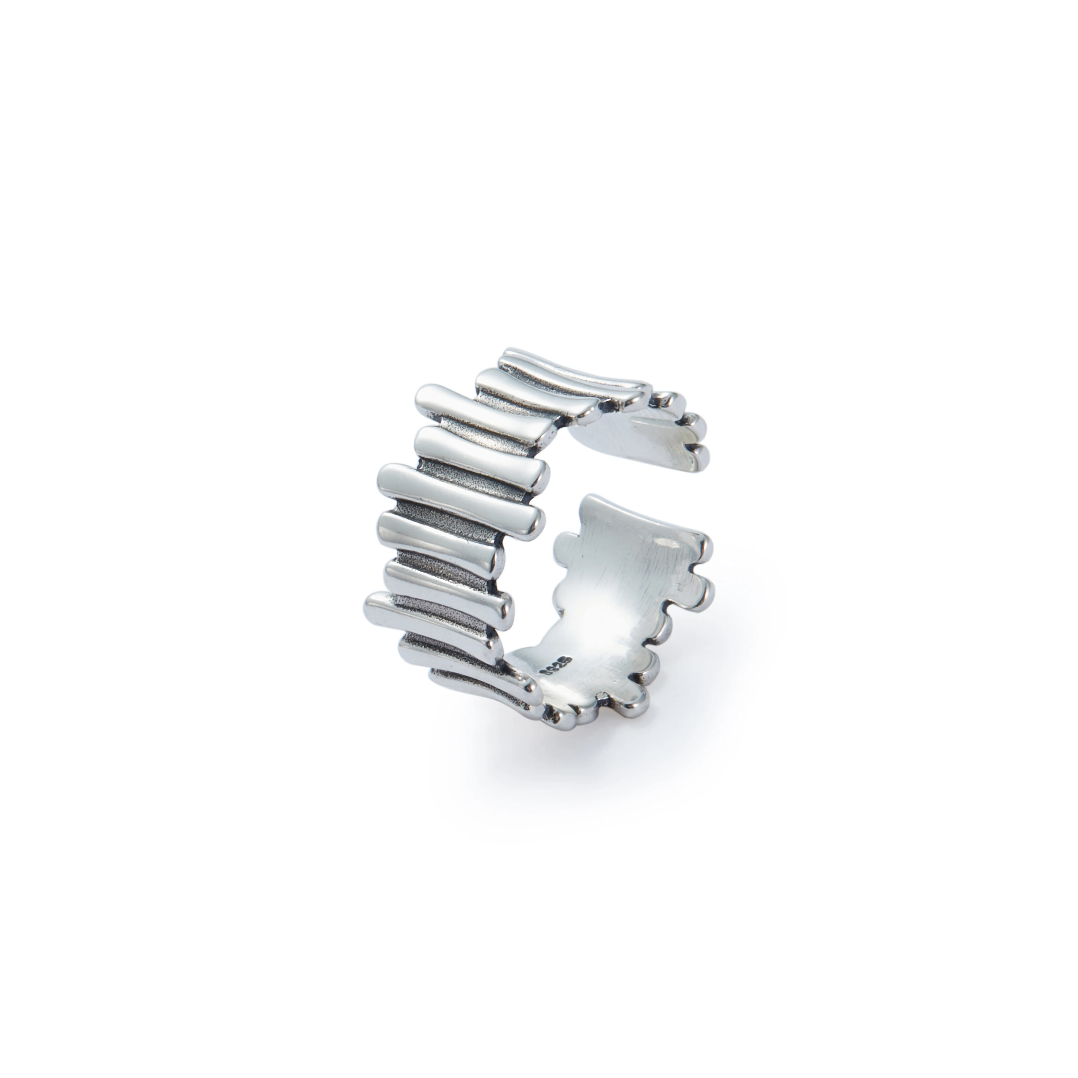 vintage frayed vertical stripes simple design 925 sterling silver vine design wide resizable open ring for women
vintage frayed vertical stripes simple design 925 sterling silver vine design wide resizable open ring for women