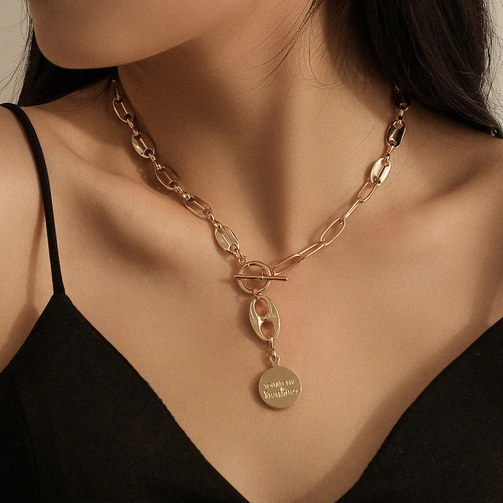 X2225 Oval Round Shape Golden Thick Chain Retro Style Elegant Fashion Women Girls High Quality Pendant Jewelry Necklace 2021
X2225 Oval Round Shape Golden Thick Chain Retro Style Elegant Fashion Women Girls High Quality Pendant Jewelry Necklace 2021