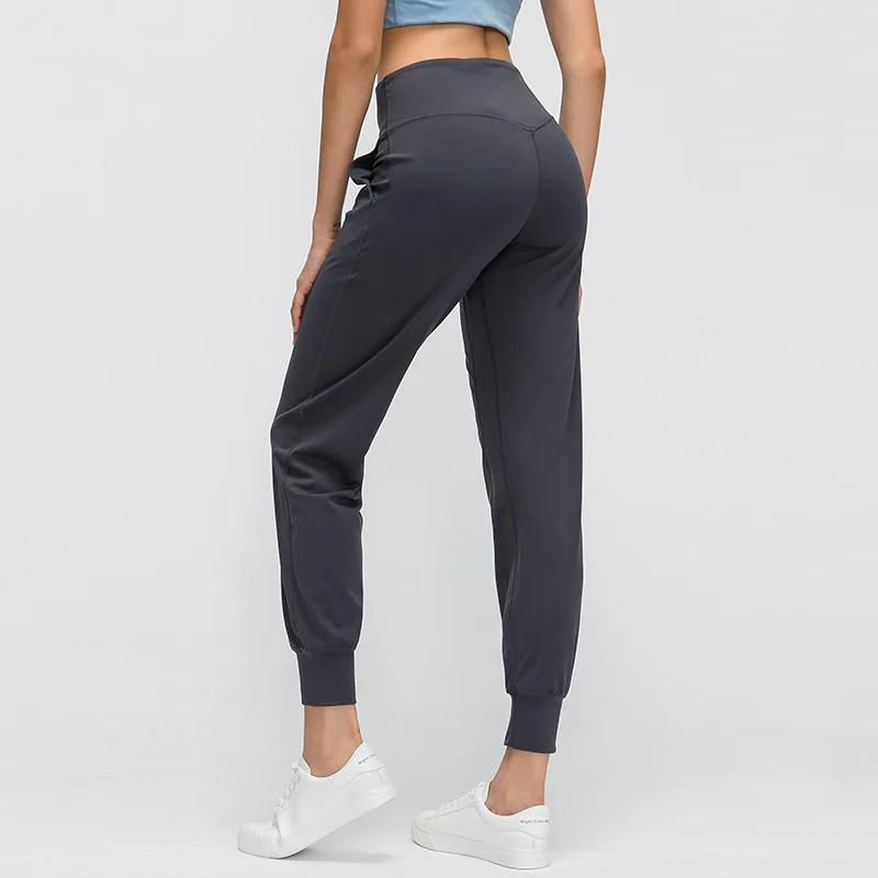 New style nude hip pocket loose cropped trousers women's running yoga fitness gym pants
New style nude hip pocket loose cropped trousers women's running yoga fitness gym pants