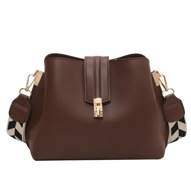 Women Crossbody Bags Large Bucket Fashion Wide Strap Shoulder Handbags Female Solid Bag, Customized color
Women Crossbody Bags Large Bucket Fashion Wide Strap Shoulder Handbags Female Solid Bag, Customized color