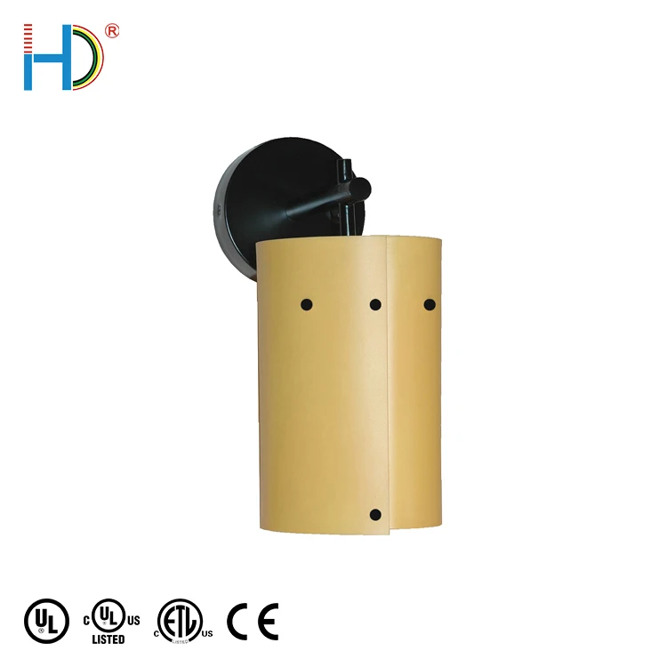 Contemporary Black Finish Matte Black Backplate Base Arm Wall Light