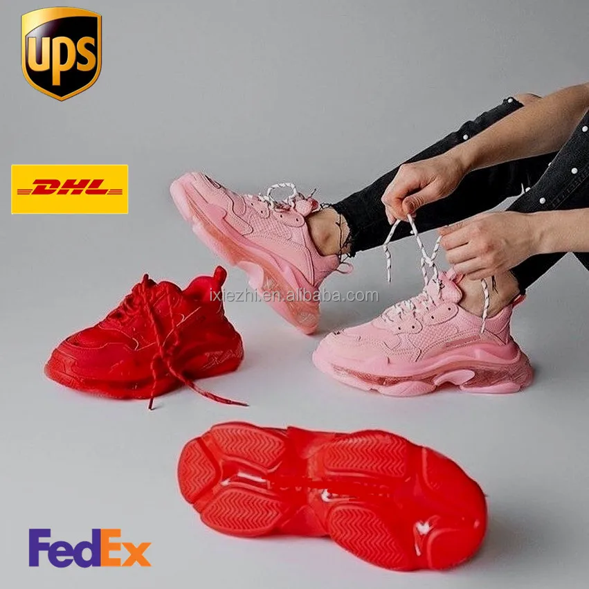 Running training shoes Track 2.0 air cushion sneakers, high-quality men and women Balanciaga
Running training shoes Track 2.0 air cushion sneakers, high-quality men and women Balanciaga