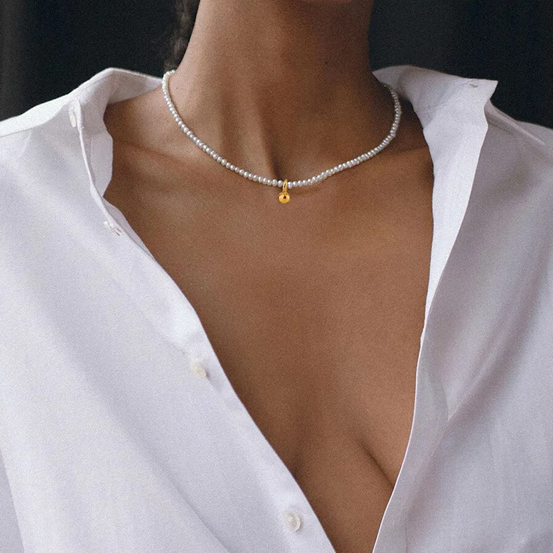 French tarnish free 18K real gold plated s925 sterling sliver pendant natural freshwater pearl beaded choker necklace
French tarnish free 18K real gold plated s925 sterling sliver pendant natural freshwater pearl beaded choker necklace
