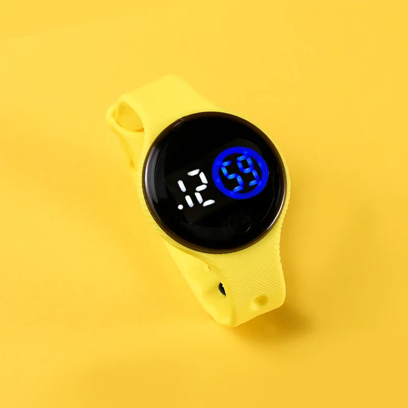 New Round Touch Bracelet Watch Student Led Electronic Watch Fashion Children's Silicone Swimming Waterproof Watch
New Round Touch Bracelet Watch Student Led Electronic Watch Fashion Children's Silicone Swimming Waterproof Watch