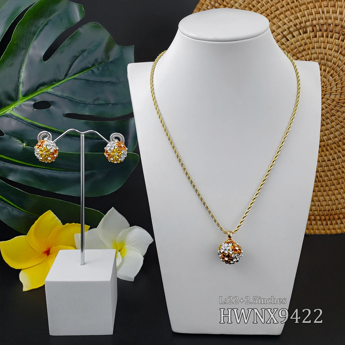 Hawaiian Jewelry Sets Gold Plated Jewelry Flower Necklace Set Women With Gold Stud Earrings
Hawaiian Jewelry Sets Gold Plated Jewelry Flower Necklace Set Women With Gold Stud Earrings