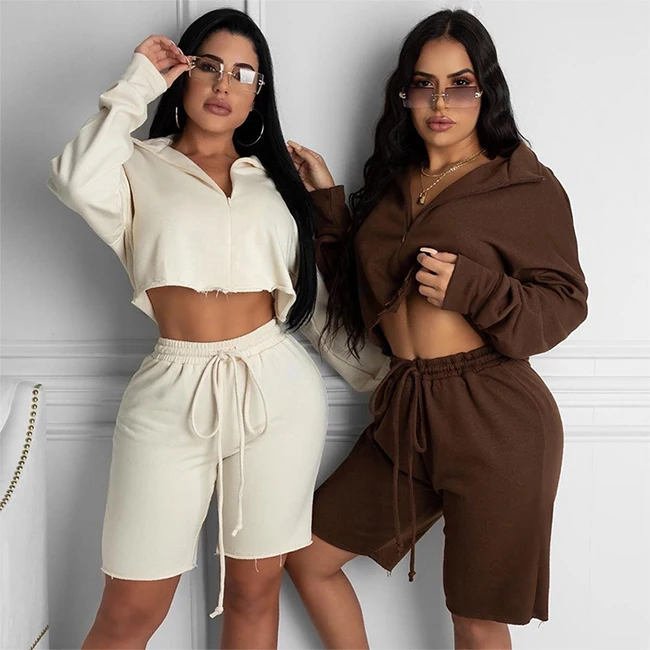 Oem 2021 fashion mature women crop top solid color zipper casual high collar bandage two piece short tracksuits, Picture
Oem 2021 fashion mature women crop top solid color zipper casual high collar bandage two piece short tracksuits, Picture