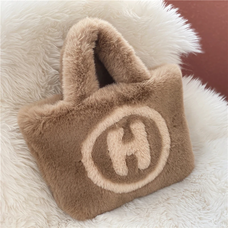 STABILE New Arrival Fashion Designer Luxury H Letter Fur Tote Handbag Bags For Lady Women, Picture shown
STABILE New Arrival Fashion Designer Luxury H Letter Fur Tote Handbag Bags For Lady Women, Picture shown