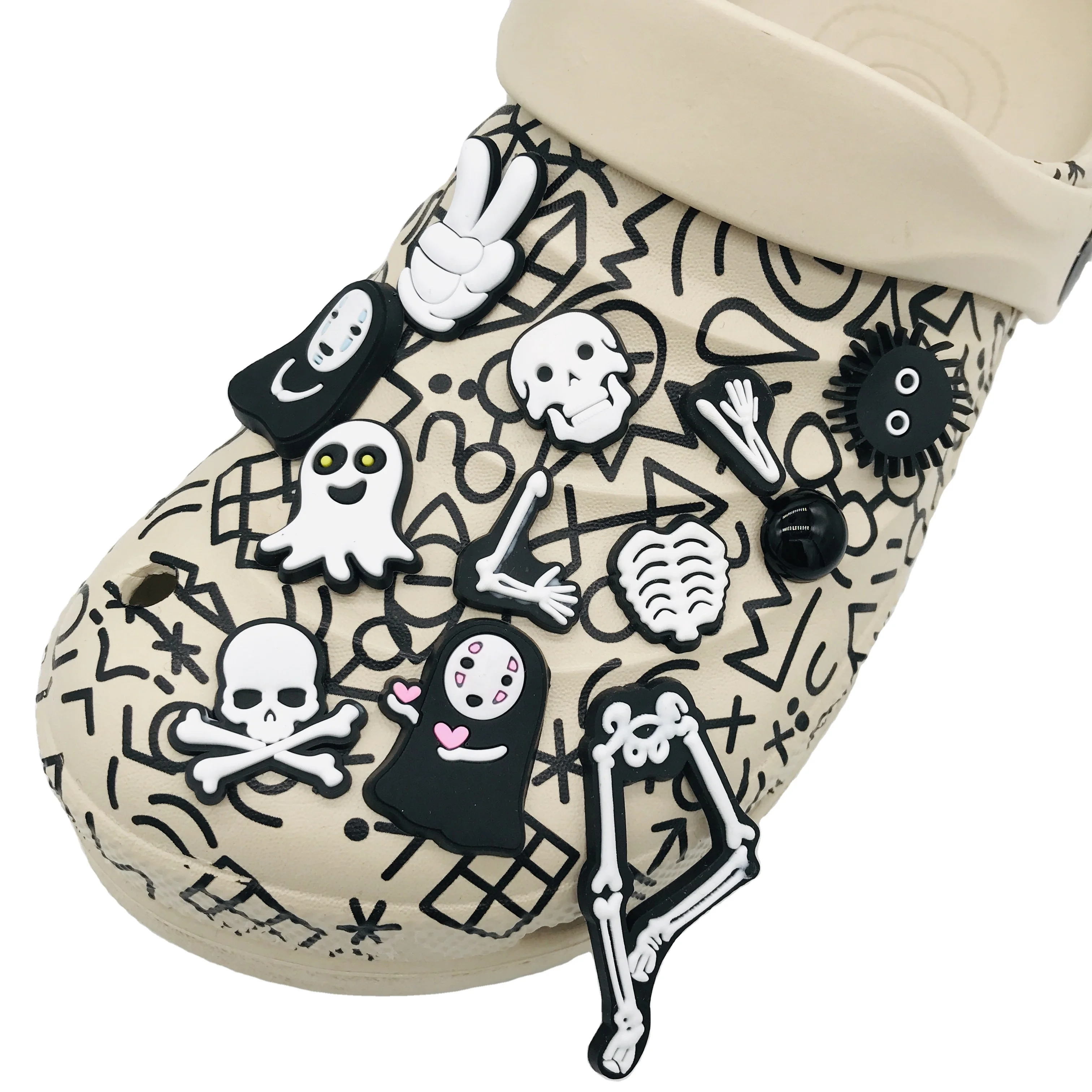 THalloween party gift for faceless man skull black and white cartoon children's party gifts croc shoe charms, Picture
THalloween party gift for faceless man skull black and white cartoon children's party gifts croc shoe charms, Picture
