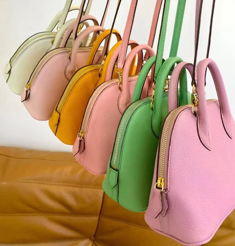 2022 new trendy small mini shell bag women's luxury designer handbag sling wholesales guangzhou lady bags leather women luxury, Pink,black,green,blue,yellow,gray
2022 new trendy small mini shell bag women's luxury designer handbag sling wholesales guangzhou lady bags leather women luxury, Pink,black,green,blue,yellow,gray