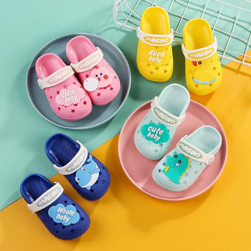 2020 summer boys and girls beach shoes cartoon cute soft bottom non-slip hole shoes children's sandals and slippers, Pink, green, blue, yellow
2020 summer boys and girls beach shoes cartoon cute soft bottom non-slip hole shoes children's sandals and slippers, Pink, green, blue, yellow