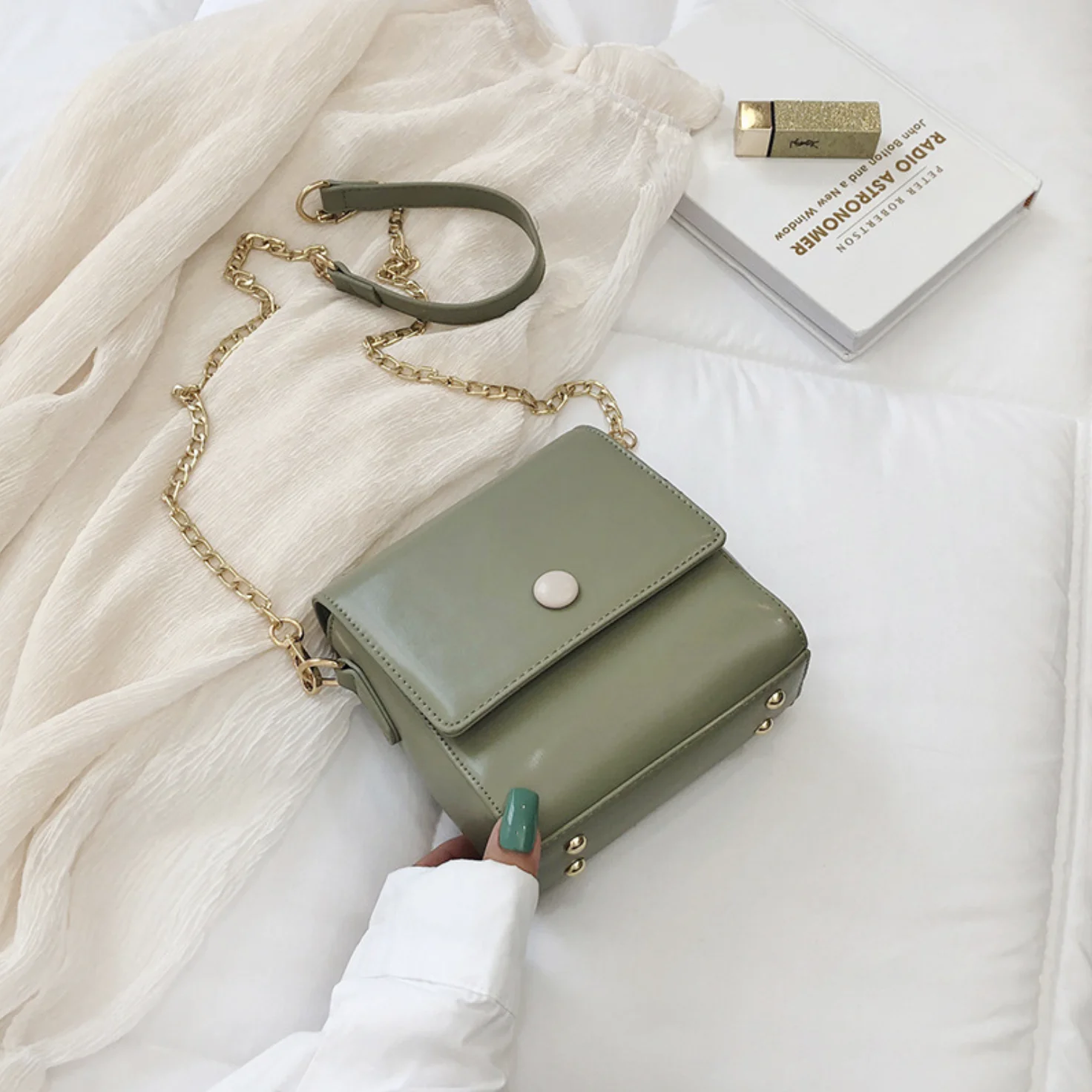 2020 Fashion Women Small bag lady new foreign style versatile Shoulder Messenger Bag advanced texture chain small square bag, Green
2020 Fashion Women Small bag lady new foreign style versatile Shoulder Messenger Bag advanced texture chain small square bag, Green
