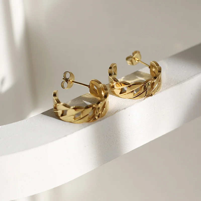 2021 Trendy Earring 18K Gold Plated Chain Hollow Hoop Earrings for Women Stainless Steel Earrings Wholesale
2021 Trendy Earring 18K Gold Plated Chain Hollow Hoop Earrings for Women Stainless Steel Earrings Wholesale