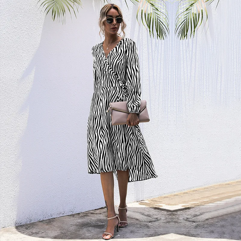 2020 Amazon best selling fancy A wraparound, long-sleeved zebra lace dress casual long clothes women casual dress
2020 Amazon best selling fancy A wraparound, long-sleeved zebra lace dress casual long clothes women casual dress