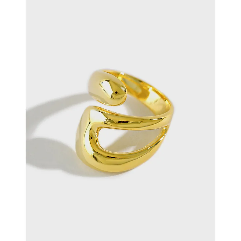 Fashion Design 18K Pure Gold Plated Irregular Ring S925 Sterling Silver Cross Side Wide Twist Ring
Fashion Design 18K Pure Gold Plated Irregular Ring S925 Sterling Silver Cross Side Wide Twist Ring