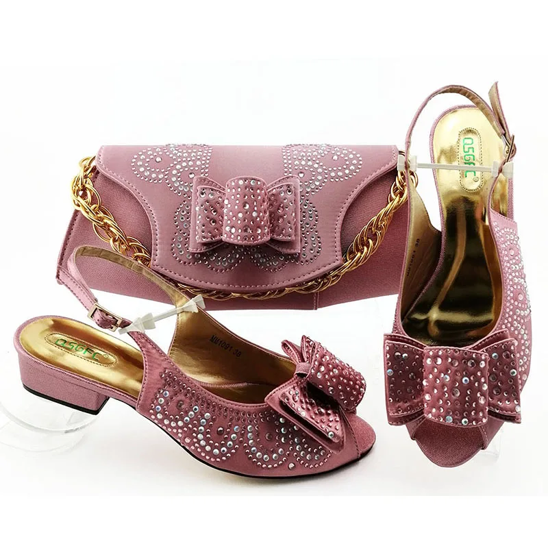 Lady Pink color party shoes and bag set Beautiful with stones Pu Italian shoes and bag set High quality shoes set, As pictures
Lady Pink color party shoes and bag set Beautiful with stones Pu Italian shoes and bag set High quality shoes set, As pictures