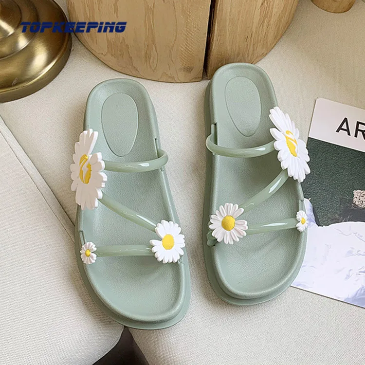 1E0036 2020 Latest Trending Female Floral Beach Lady Woman Print pvc Flat Slipper
1E0036 2020 Latest Trending Female Floral Beach Lady Woman Print pvc Flat Slipper
