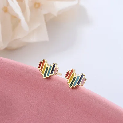S925 hot selling Bohemian fashion gold heart stud rainbow earring silver 925 sterling mini stud earrings lovely jewelry earrings
S925 hot selling Bohemian fashion gold heart stud rainbow earring silver 925 sterling mini stud earrings lovely jewelry earrings