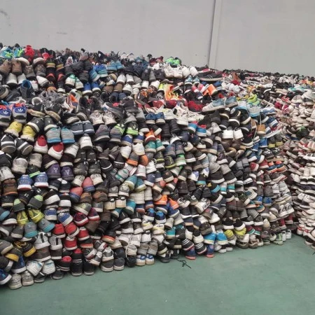 high quality high quality used clothing and malaysia used shoes sports for men lady vietnam wholesale second hand, Mixed color
high quality high quality used clothing and malaysia used shoes sports for men lady vietnam wholesale second hand, Mixed color