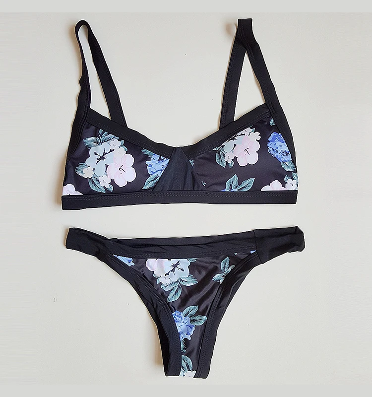 Swimsuit Triangle Lace Up Neck Thong Sexy Two Piece Tie Side New In Stock Family Swimwear, Like picture color
Swimsuit Triangle Lace Up Neck Thong Sexy Two Piece Tie Side New In Stock Family Swimwear, Like picture color