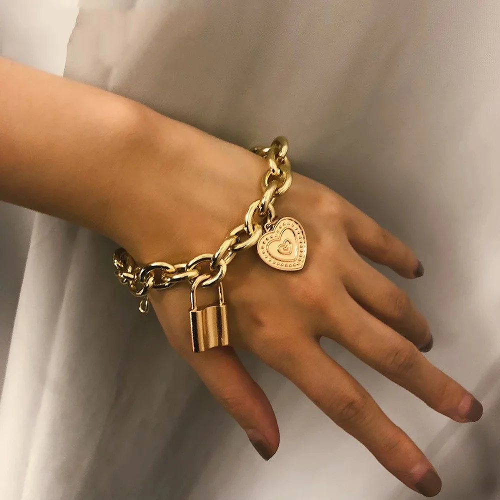 Lover's Lock Pendant Bracelets Bangles Fashion Jewelry Alloy Carved Lover Heart Thick Chain Bracelet For Couple, Golden/silver
Lover's Lock Pendant Bracelets Bangles Fashion Jewelry Alloy Carved Lover Heart Thick Chain Bracelet For Couple, Golden/silver
