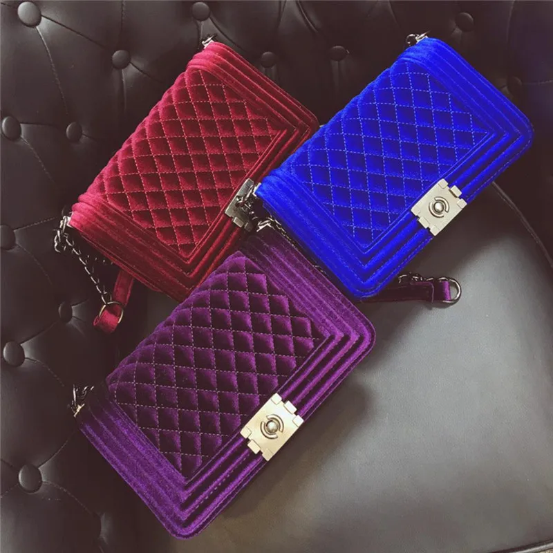 2020 Occident new women's handbags rhombic gold velvet shoulder bag chain small Messenger bag shopping tote bags, Wine red, purple, blue, black, gray
2020 Occident new women's handbags rhombic gold velvet shoulder bag chain small Messenger bag shopping tote bags, Wine red, purple, blue, black, gray