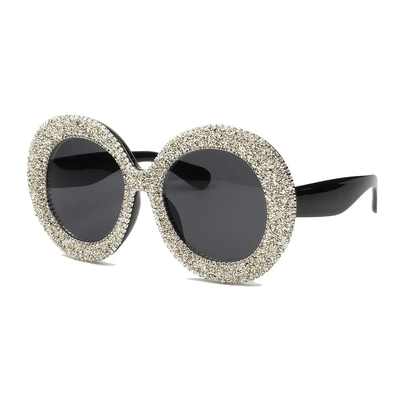 Oversized Rhinestone Ladies Sunglasses Round Brand Designer Black White Large Frame Sunglasses Female Diamond Glasses UV400
Oversized Rhinestone Ladies Sunglasses Round Brand Designer Black White Large Frame Sunglasses Female Diamond Glasses UV400