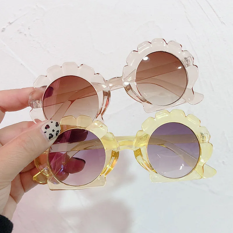 UNOC Children's Cartoon Personality Shell Sunglasses New Baby Trendy Irregular Flower UV400 Sunglasses Kids, 8 colors
UNOC Children's Cartoon Personality Shell Sunglasses New Baby Trendy Irregular Flower UV400 Sunglasses Kids, 8 colors
