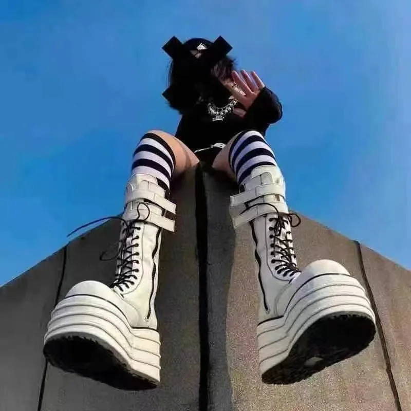 BUSY GIRL AL5527 Knee high white platform women boots shoes chunky goth boots for ladies and women platform boots 2021
BUSY GIRL AL5527 Knee high white platform women boots shoes chunky goth boots for ladies and women platform boots 2021