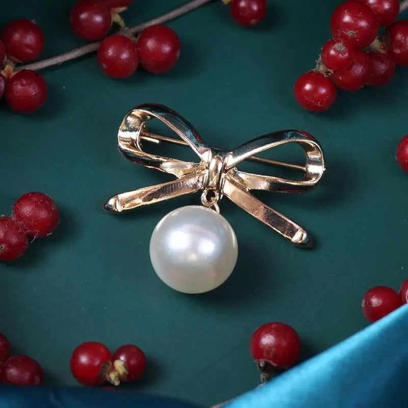 Classic European Elegant Beautifu Natural Fresh Water Women Zircon Brooch Luxury
Classic European Elegant Beautifu Natural Fresh Water Women Zircon Brooch Luxury