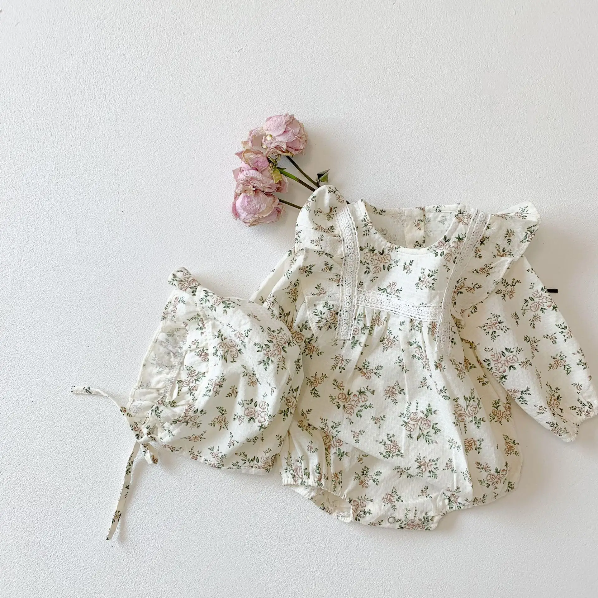 Flower Print Baby Girl Clothing Romper Long Sleeve Lace Ruffle Long Sleeve Newborn Playsuit
Flower Print Baby Girl Clothing Romper Long Sleeve Lace Ruffle Long Sleeve Newborn Playsuit