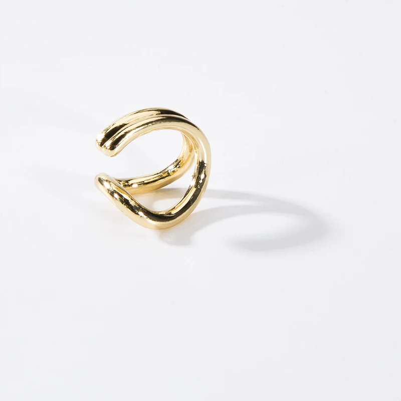 2021 new fashion simple Earrings Korean popular Earrings women's jewelry gold plated earclip
2021 new fashion simple Earrings Korean popular Earrings women's jewelry gold plated earclip