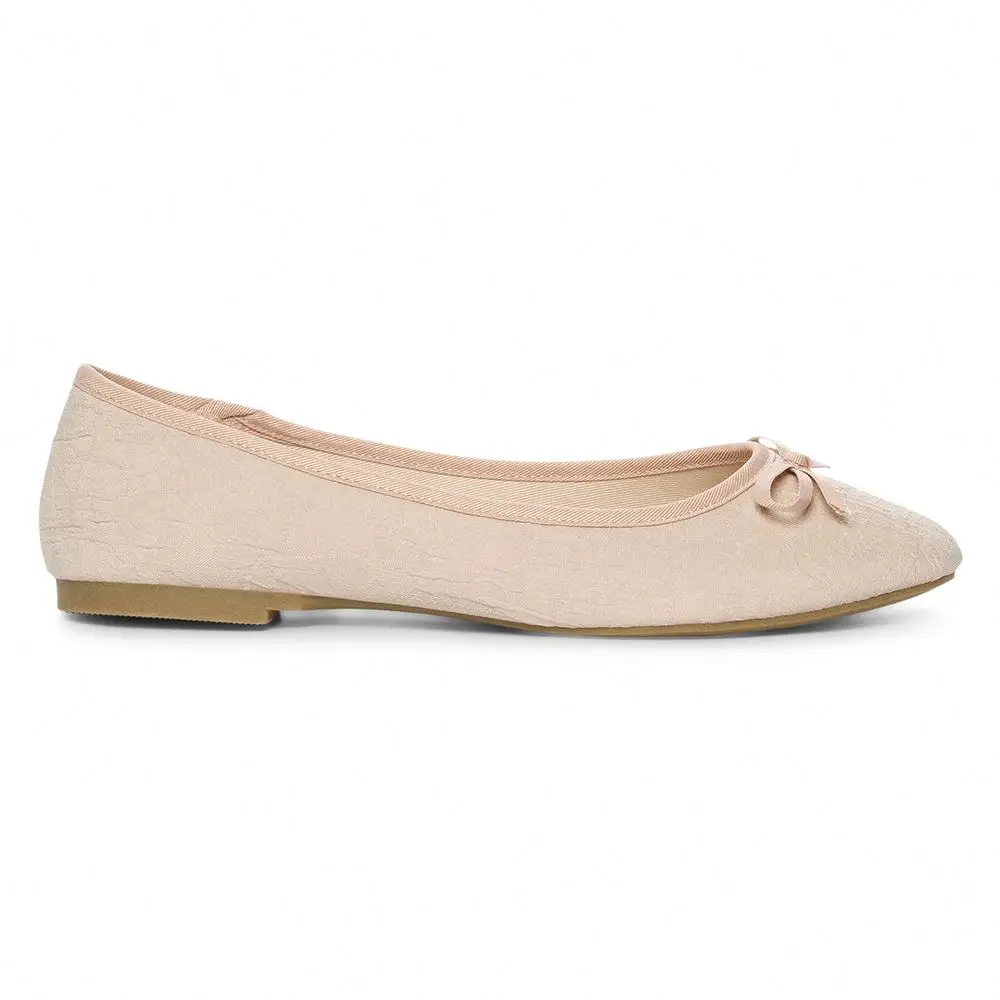 The fashion popular basic famous brand lady shoes women work wedding shoes fabric ladies shoes flats, Pink
The fashion popular basic famous brand lady shoes women work wedding shoes fabric ladies shoes flats, Pink