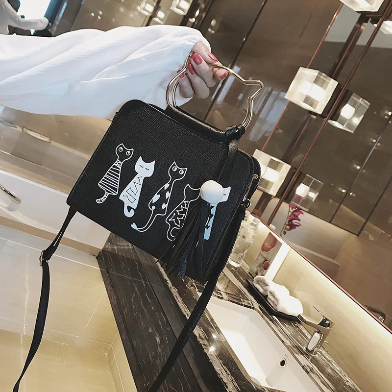 Women's bag wholesale 2019 Korean version of the new trend printing shoulder bag Simple cat handbag diagonal cat bag, 4 colors
Women's bag wholesale 2019 Korean version of the new trend printing shoulder bag Simple cat handbag diagonal cat bag, 4 colors
