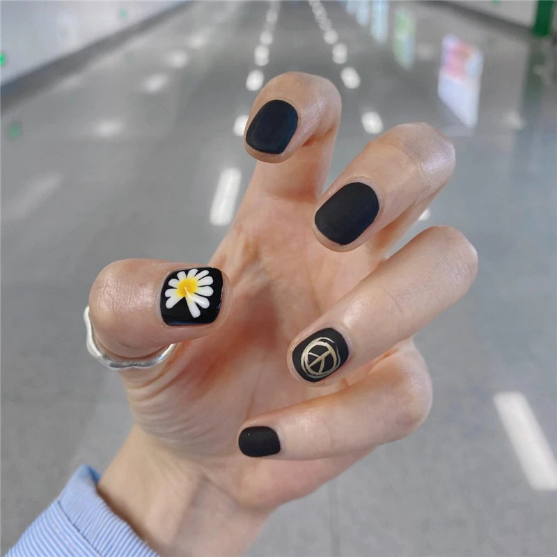 matte press on nails suppliers 24pcs press on nails wholesale press on nails for women
matte press on nails suppliers 24pcs press on nails wholesale press on nails for women