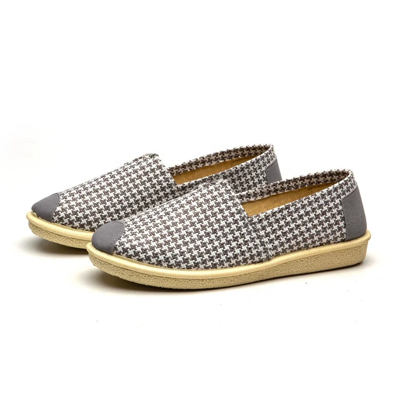 2021 Fashion Chinese Style Women Flat with Casual Embroidered Shoes, Beige+grey+red+blue+pink+green+black+white
2021 Fashion Chinese Style Women Flat with Casual Embroidered Shoes, Beige+grey+red+blue+pink+green+black+white