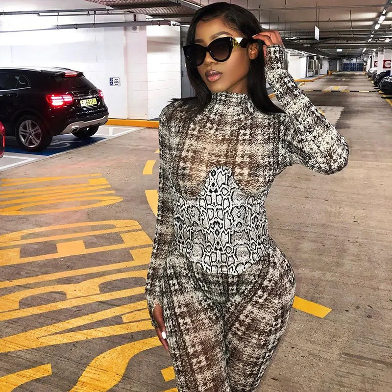 Fashion 2020 New Arrivals Extremely Sexy Women Translucence Serpentine Printing Backless One Piece Corset Bodycon Jumpsuit Set, White
Fashion 2020 New Arrivals Extremely Sexy Women Translucence Serpentine Printing Backless One Piece Corset Bodycon Jumpsuit Set, White