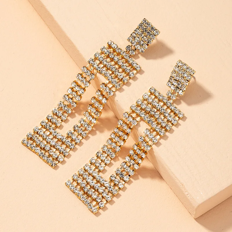 African Acrylic Gold Plated Tassel Earrings for Women Charm Inlaid Full Diamond Party Wedding Jewelry
African Acrylic Gold Plated Tassel Earrings for Women Charm Inlaid Full Diamond Party Wedding Jewelry