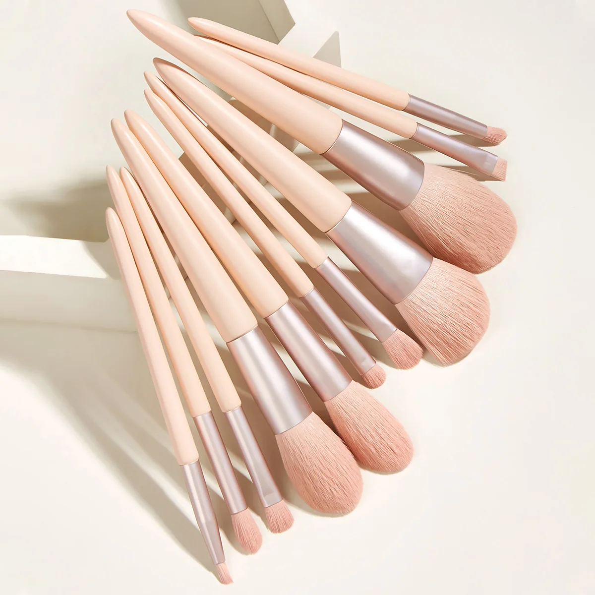 11 Pcs Macaron pink Makeup cosmetic brushes tool set for girls Lip Eye Face professional makeup brushes with bag
11 Pcs Macaron pink Makeup cosmetic brushes tool set for girls Lip Eye Face professional makeup brushes with bag